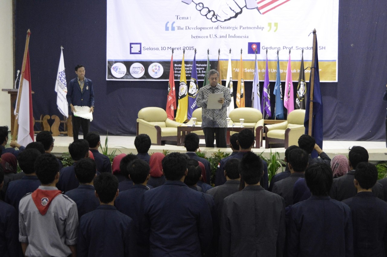 Rektor Lantik Ketua Lembaga Mahasiswa Undip