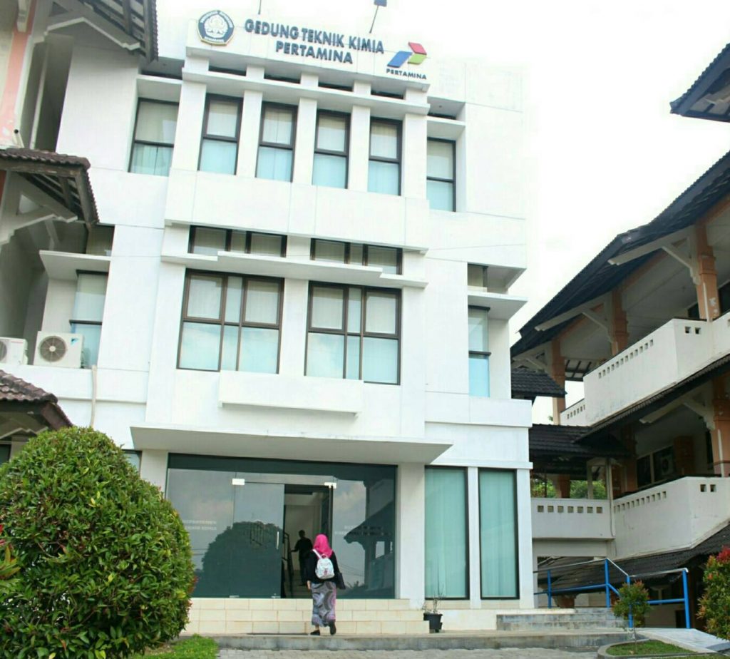 Teknik Kimia merupakan salah satu prodi yang telah mendapatkan pengakuan ASEAN University Network (AUN) sehingga dapat membuka kelas internasional, Rabu (7/6). (Chami/Manunggal)